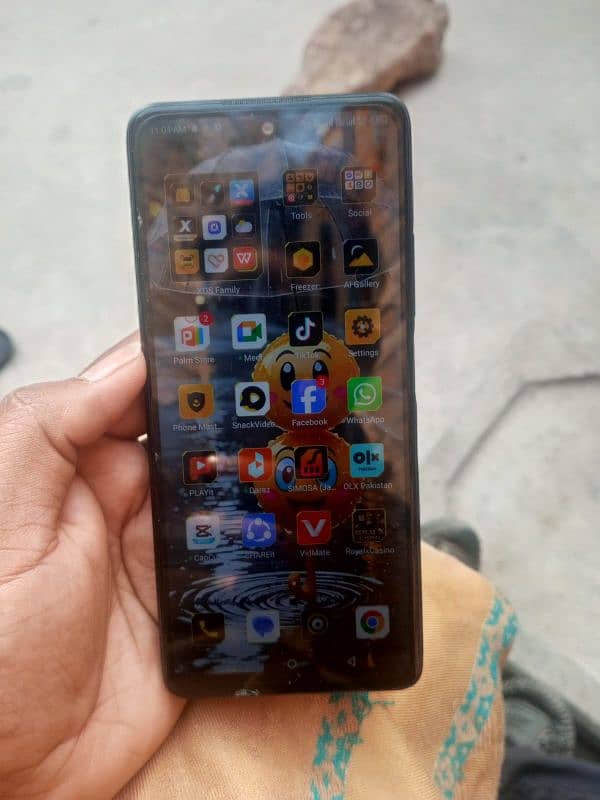 Infinix hot 30 8