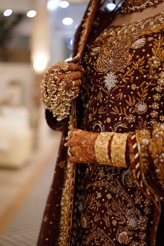 BARAAT DRESS FARSHI SHARARA 4