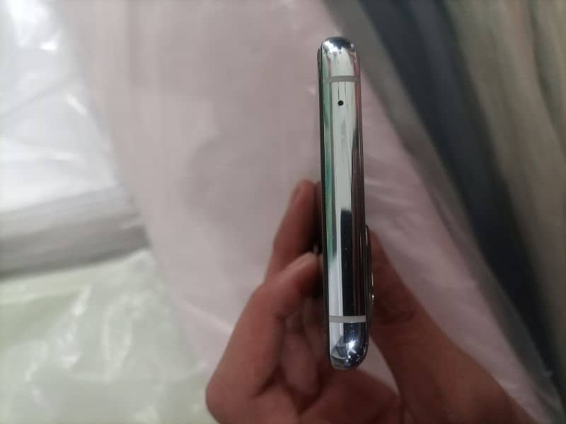 One Plus 9 Pro 5G For Sale Urgent 6