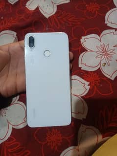 Huawei Nova 3i