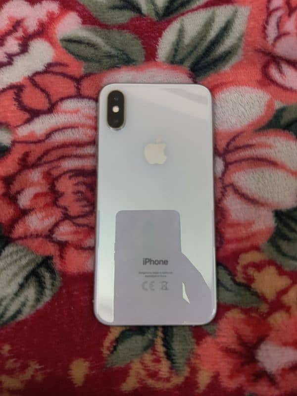 iphone xs 64 GB Factory unlocked 5