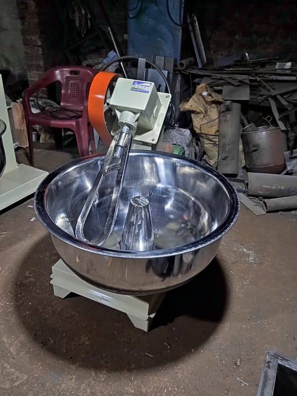 Atta machine /Dough machine / Flour mixer machine / Commercial mixers 11