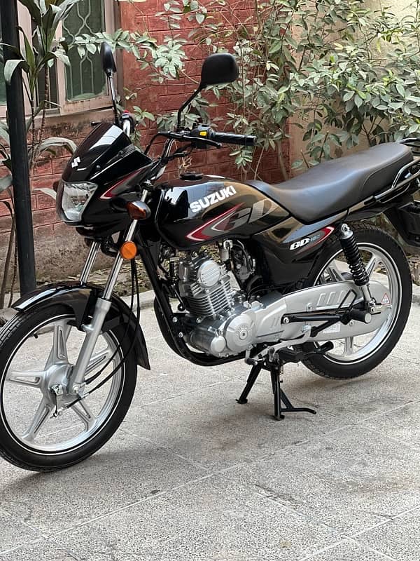 Suzuki GD 110 s 4