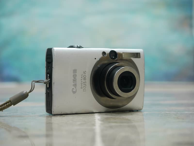 Canon IXUS 80 IS retro digicam 6