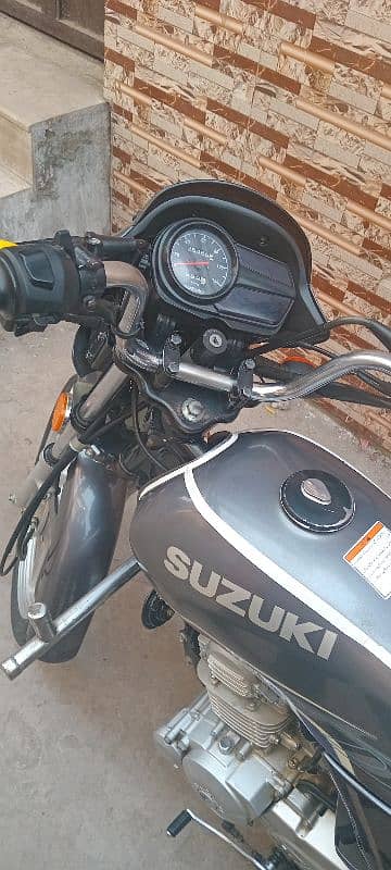 Suzuki GD 110 4