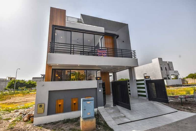 10 Marla Brand New Full Luxury House For Rent In DHA Phase 5 Ideal Location 24