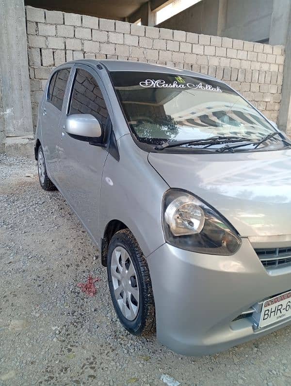 Daihatsu Mira 2013 1