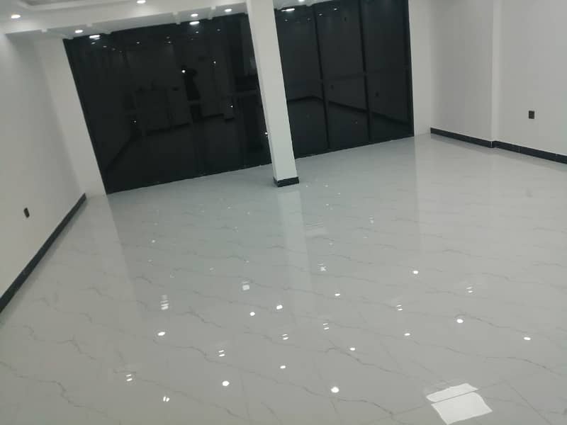 Pc Marketing Offers!Modern 5000 Sqft Plaza For Rent In F-6 46