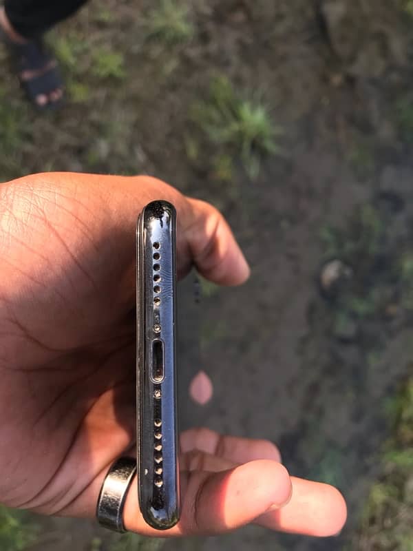 iPhone x 256gb (03120479081) 4