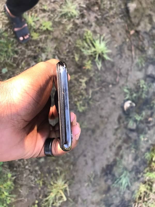 iPhone x 256gb (03120479081) 6