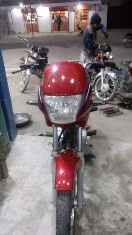 Honda Deluxe 125 2011 2