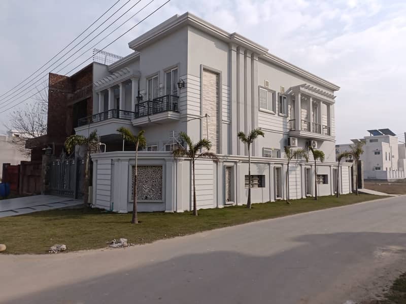 Brand New , Elegant semi furnished home 1