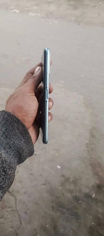 Vivo Y12s 3.32gb condition aapke samne hai mobile ka panel change 1