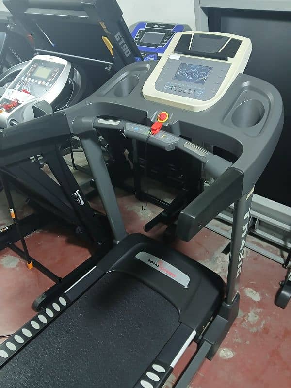 treadmils. (0309 5885468). ellapticals. spin bikes. gym cycles. home gym 7