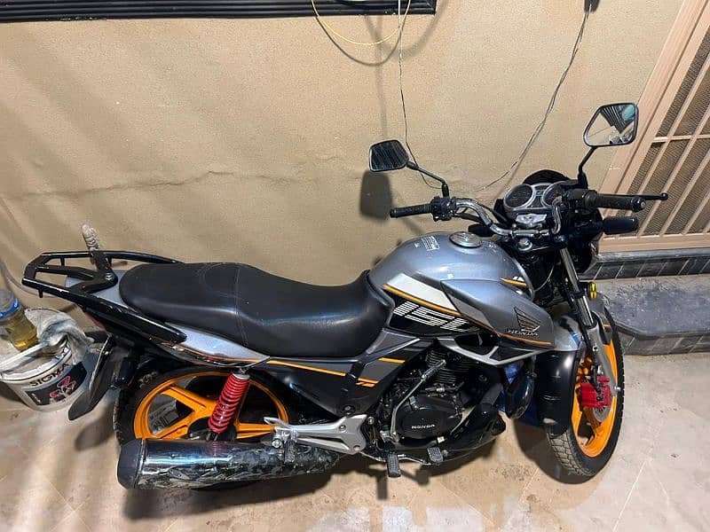 Honda cb150f 2022 Punjab registered 1