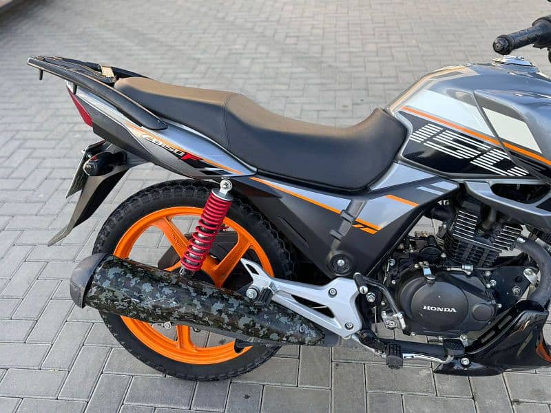 Honda cb150f 2022 Punjab registered 5