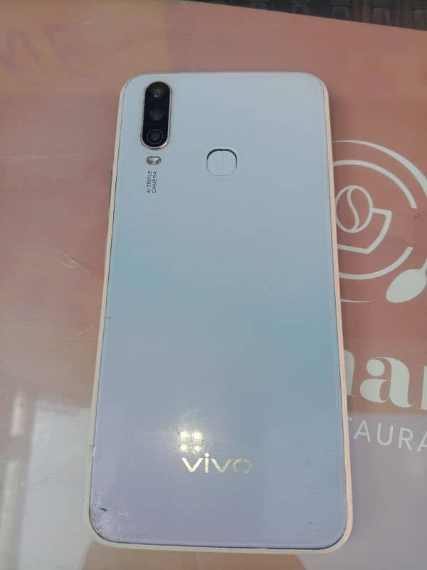 vivo y17 1