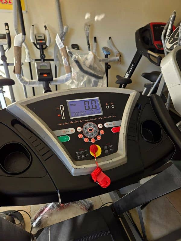 treadmils. (0309 5885468). ellapticals. spin bikes. gym cycles 7