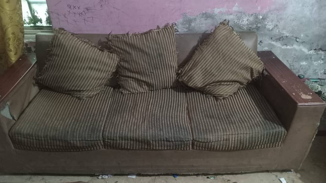 3 2 1 sofa for sale, number 03241044250, location tajpura 2