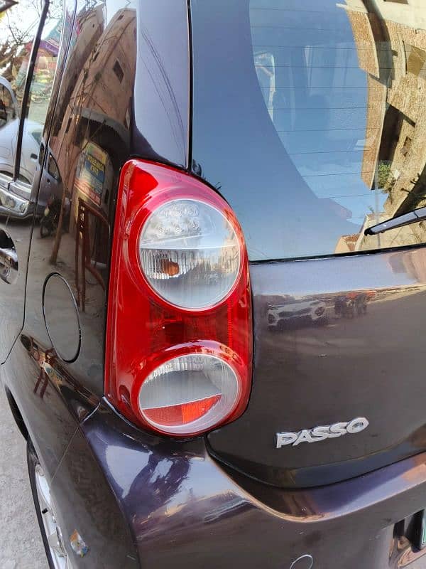 Toyota Passo 2013/2015 10