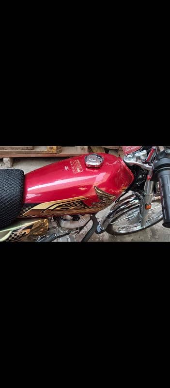 I am sale my new 125 4