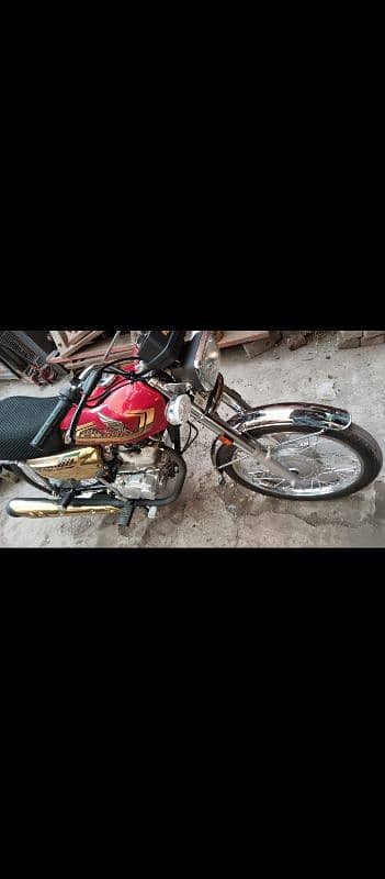 I am sale my new 125 6