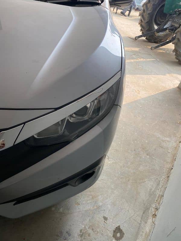 Honda Civic Oriel 2018 5