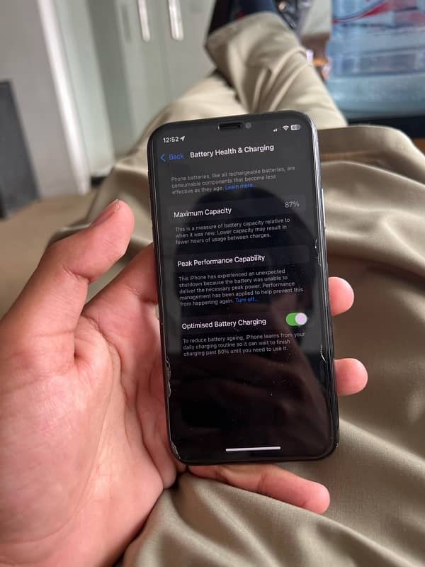 iPhone Xs 64gb pta approved 5