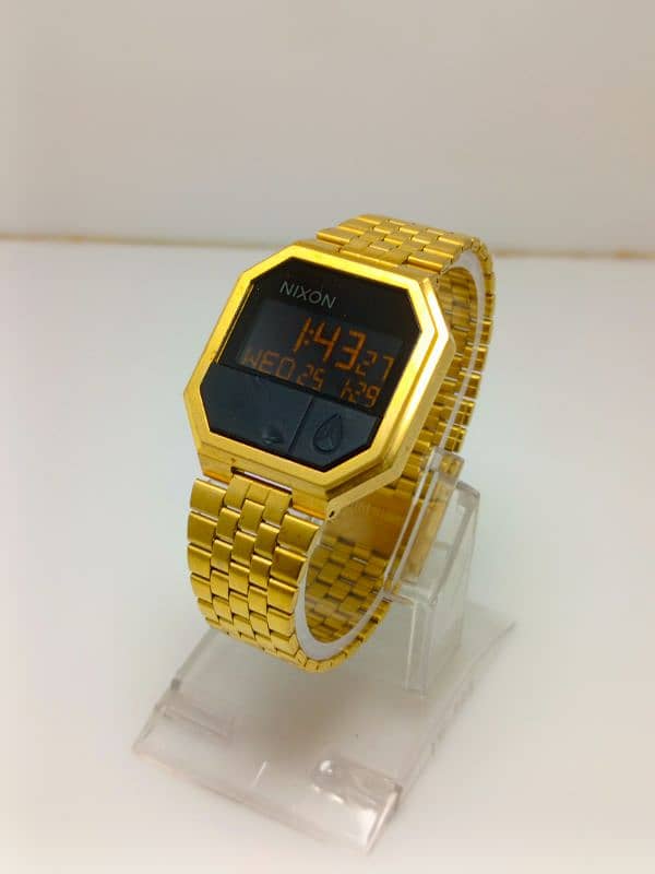 NIXON 2