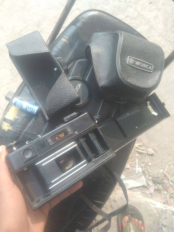 urgent sale camera 8