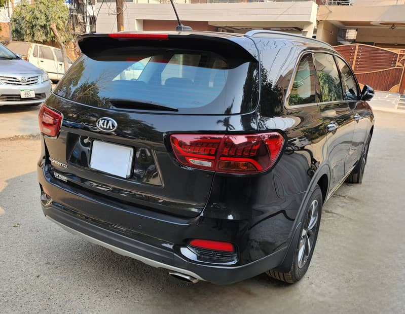 KIA Sorento 2021 4