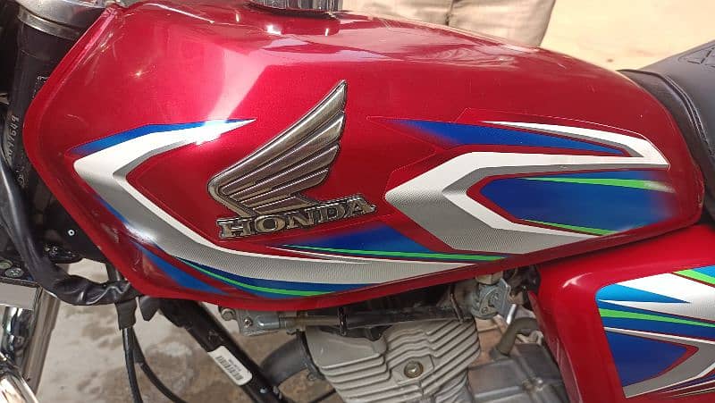 Honda 125 Best Condition Total Genuine First User 9/10 Condition 5