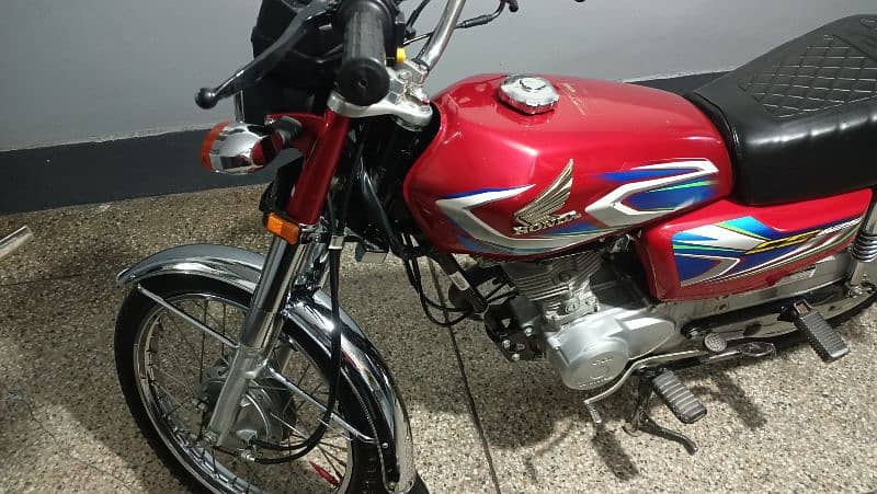 Honda 125 Best Condition Total Genuine First User 9/10 Condition 7