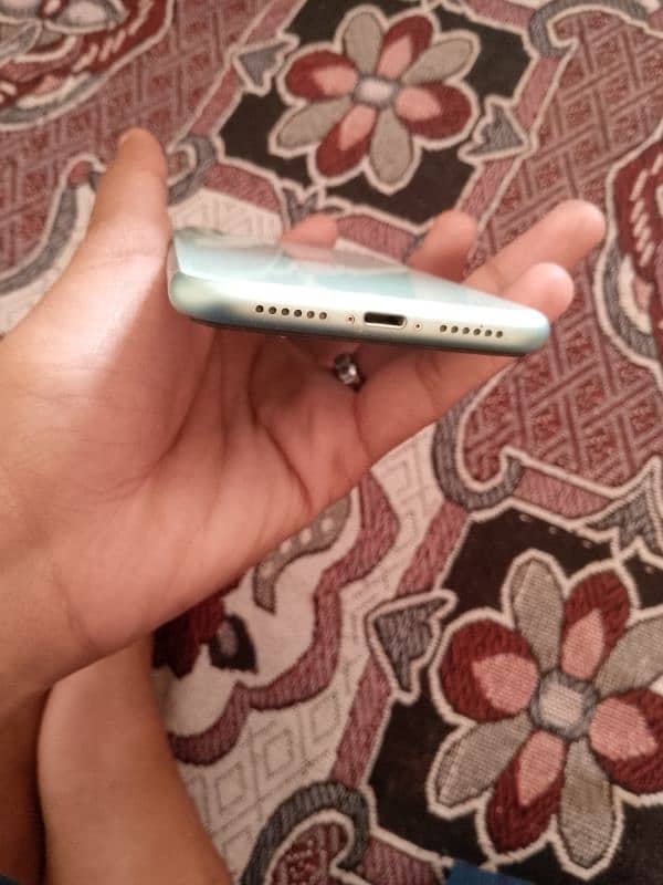 iphone 11  Factory Unlocked . . . Good Condition 2