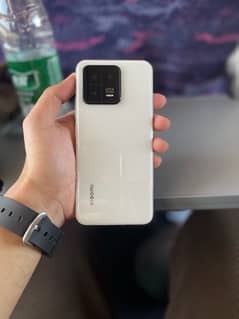 Xiaomi 13 white color lush condition