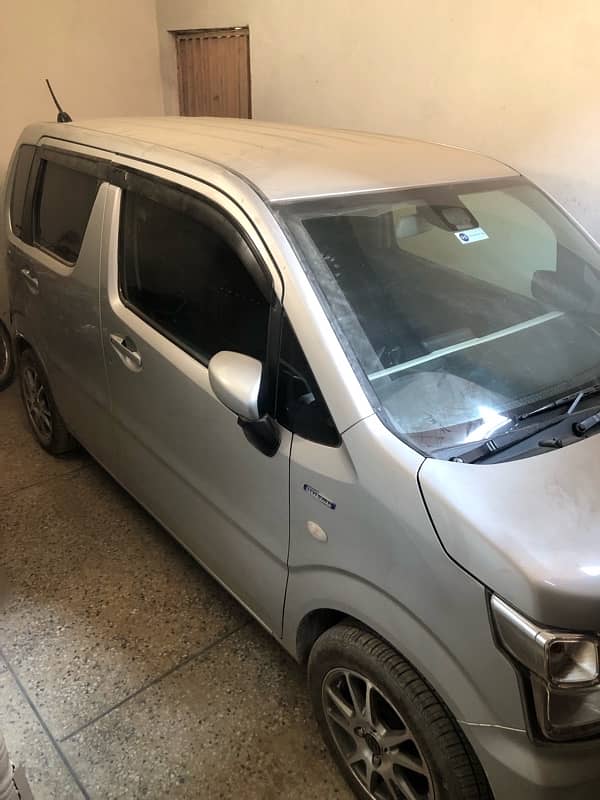 Suzuki Wagon R 2017 Hybrid 17/24 2