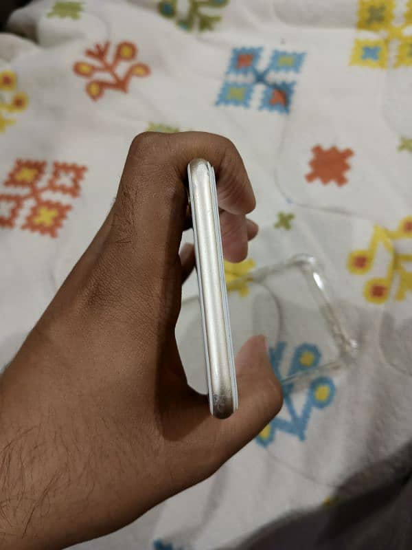 Iphone 6 Plus Good condition 16 gb 2