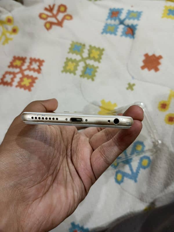 Iphone 6 Plus Good condition 16 gb 5