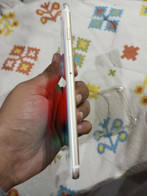 Iphone 6 Plus Good condition 16 gb 7