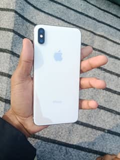 iPhone X smax 64gb lla 80 battery condition used