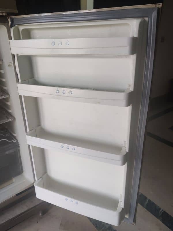 Haier 2 door refrigerator 2