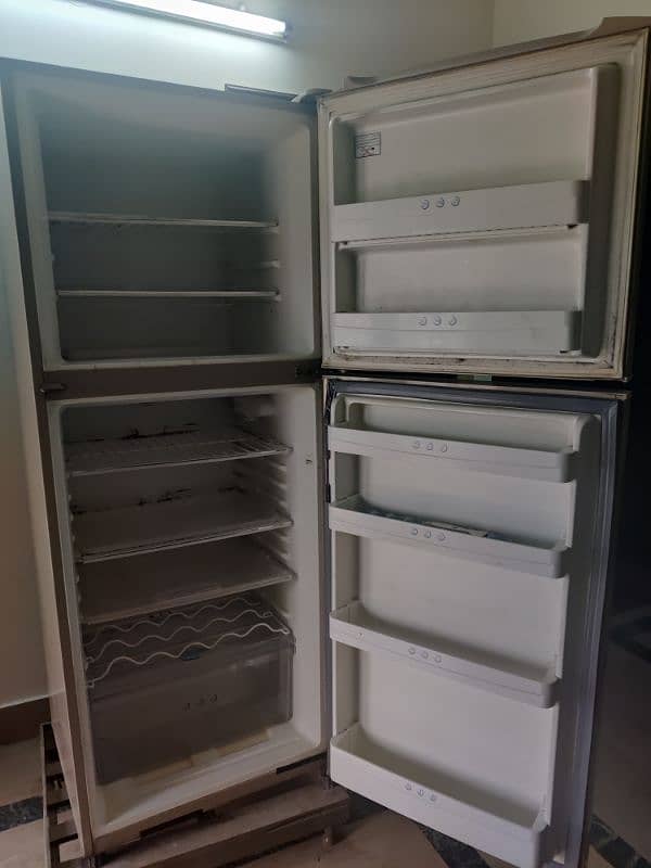 Haier 2 door refrigerator 7