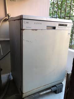 LG diswasher