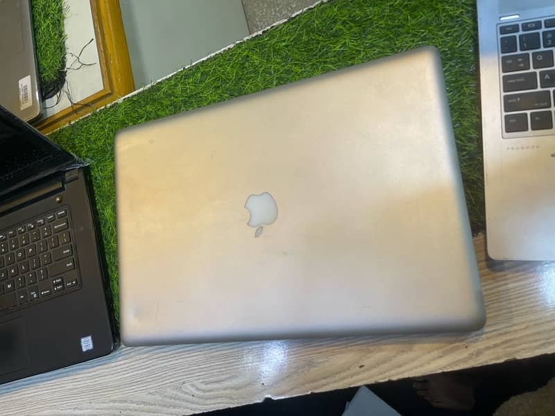 Apple MacBook Pro Core i7 5