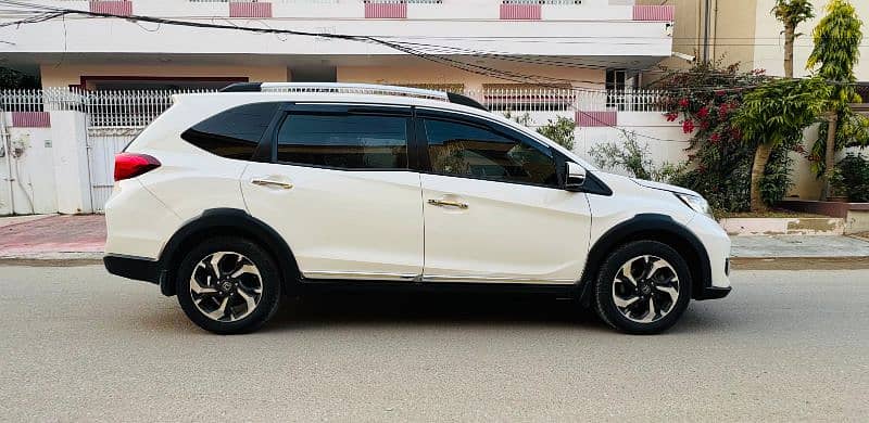 Honda BRV-S  (I-VTEC)  2021 4