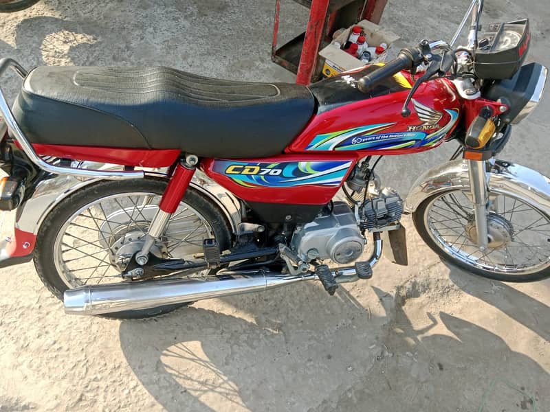 Honda  CD 70 ( Model  2023)  Total Genuine 1