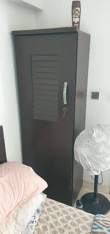 Wardrobe, almari 1