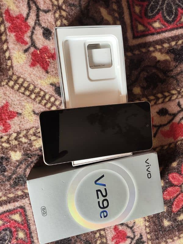 Vivo v29e 8+8 256 7