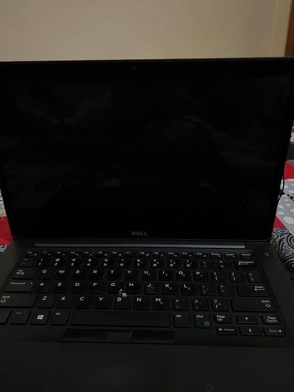 Dell laptop 6th Gen i5 8GB 256SSD 0