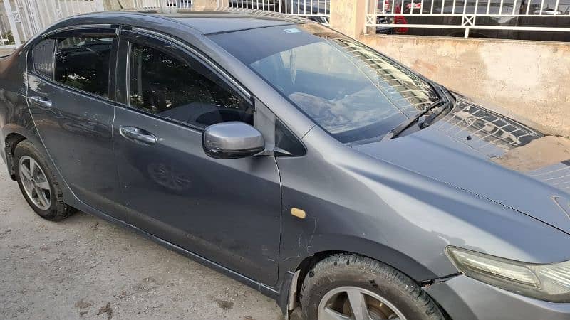 Honda City IVTEC 2009 family car for Sell 9